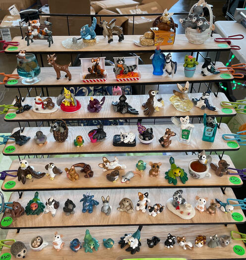 Anthrocon 2026 Setup (Sculpt Shelf Detail)